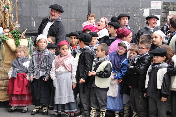 Menditik jaitsi da Olentzero 49 1482586670282