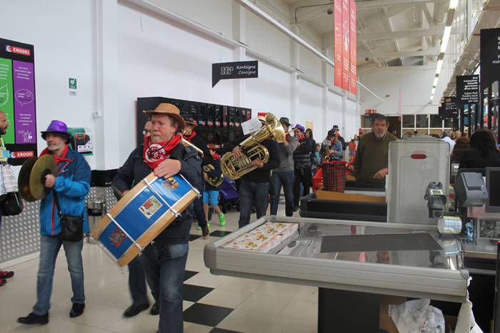 Iurre auzoaren 25. urteurren festa 18 1466265167013