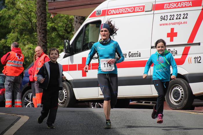 Aitziber Ibarbia eta Julen L 57 1525009192515