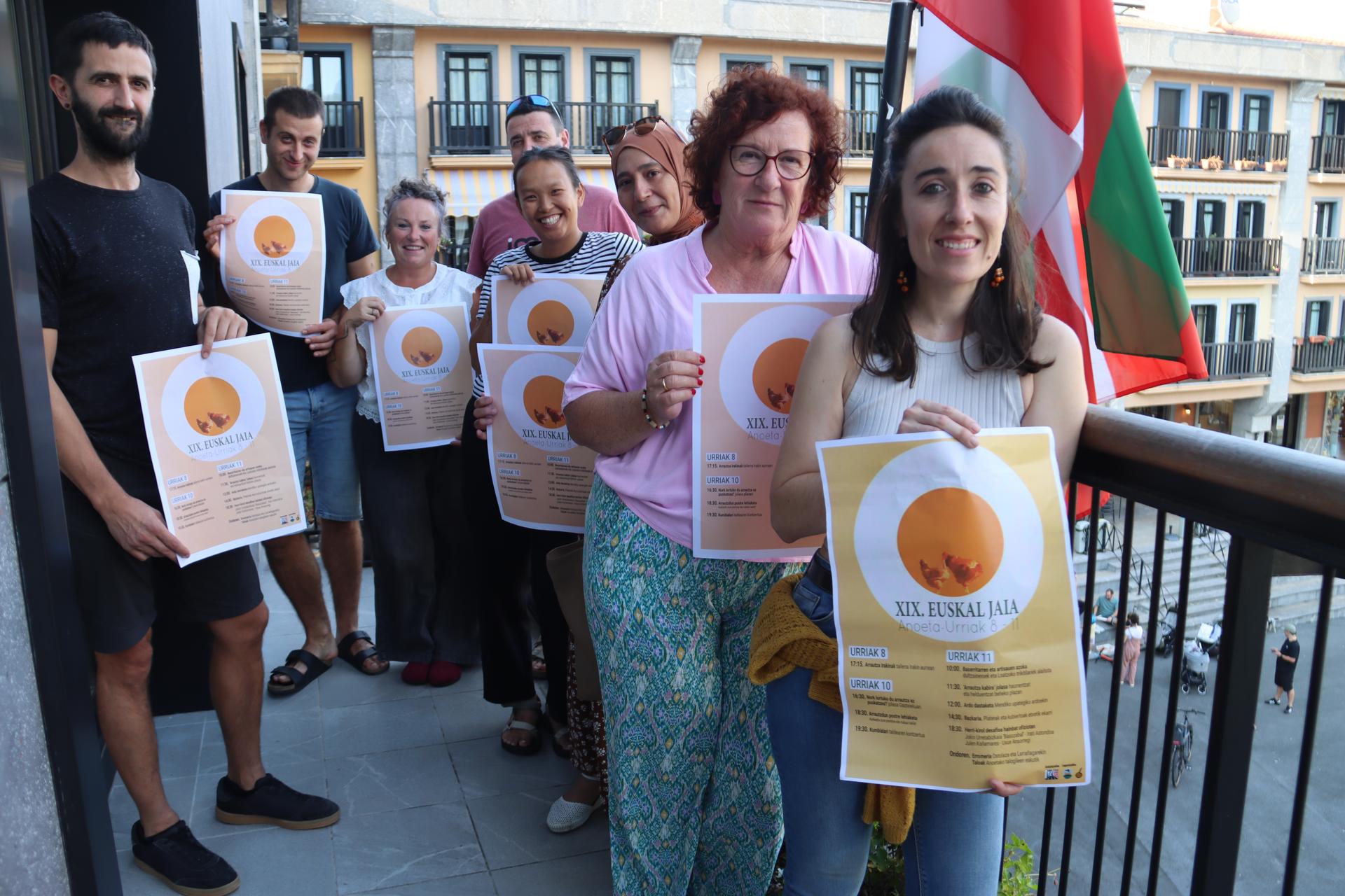 Euskal oiloa eta arrautza protagonista Euskal Jaian
