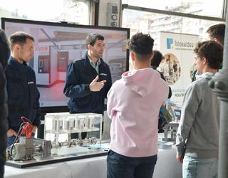 Ikasenpresa Azoka egingo dute bihar