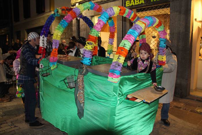 Hartzaren beldur, baina inau 76 1550950136449