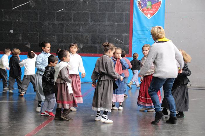 Eguna dantzan 16 1491147649774