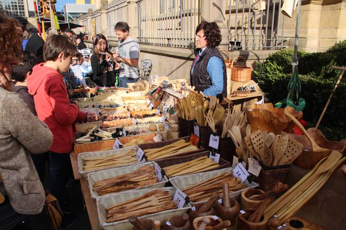 Tolosa Gabonetako Azoka berezia 2015 43 1450532629604