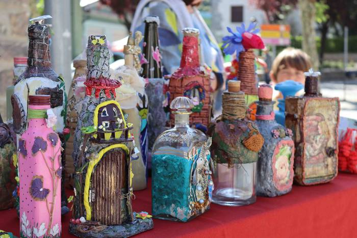 Artisau eta janari postuz be 26 1653821441928