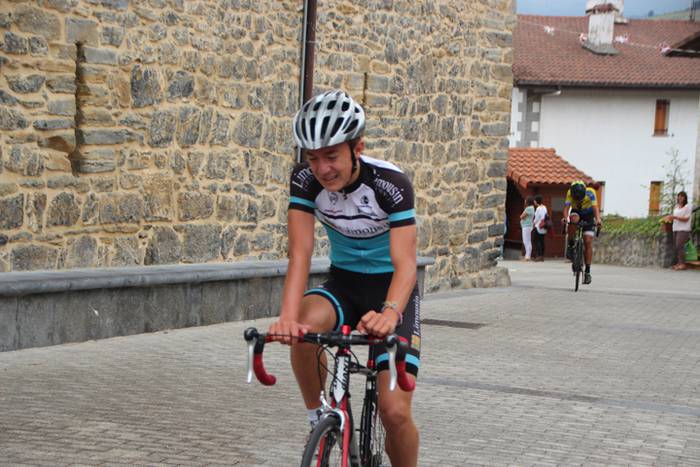 Maldan gora plazara heldu ar 7 1502801266026