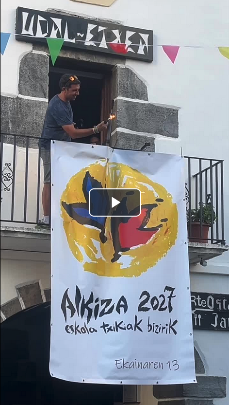 Eskola Txikien Festako logoaren aurkezpena