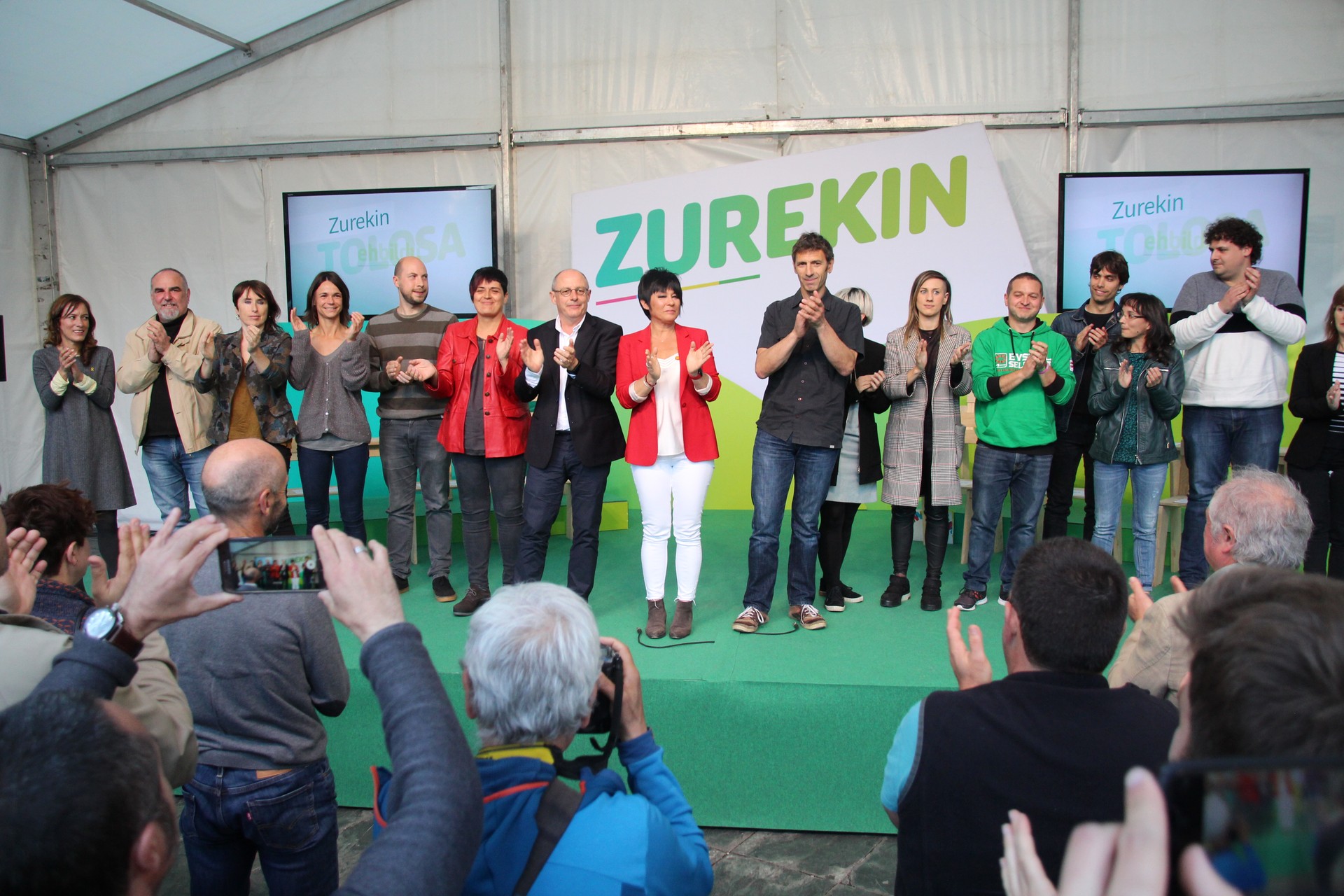 Herriarekiko konpromisoa eta lan egiteko ilusioa adierazi ditu EH Bilduk