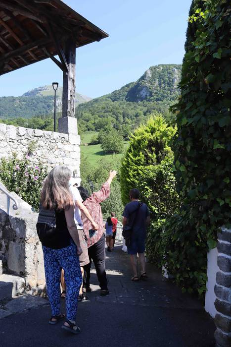 Amezketa, argi ezkutuaren bi 25 1595176143642