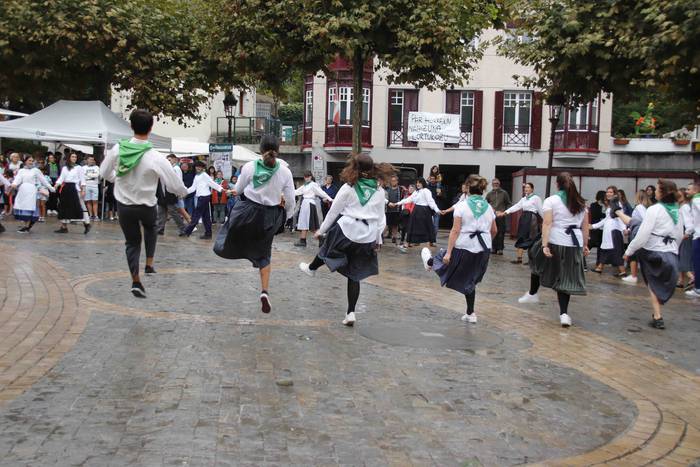 Irurako dantza soka sanmiela 48 1664023886538