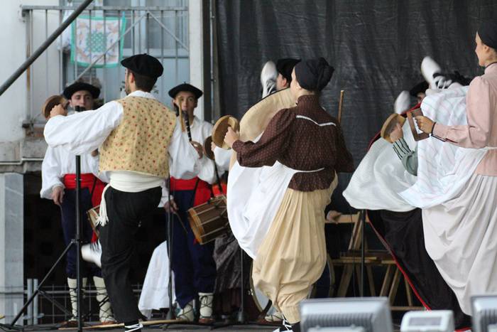 Irurako festak 2015 buruhandiak 39 1443465699445