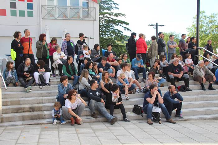 Suziria lehertzearekin bater 27 1494695684016