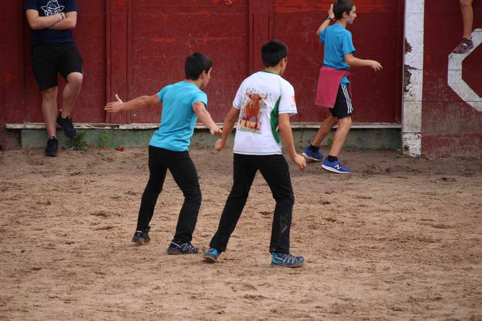 Zezen plaza hartu dute umeek 33 1539360867607