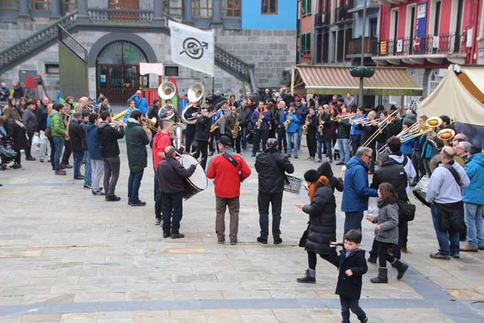 Bonberenea Okupazio Eguna 20 1 1514038876137