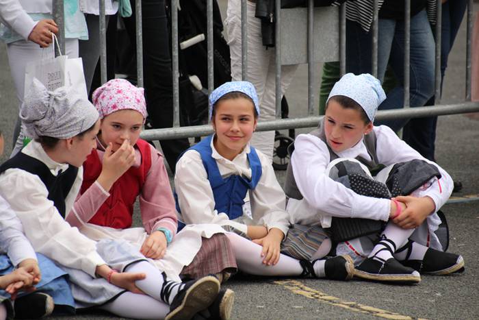 Dantzari txiki eguna Villabonan 21 1465749474511