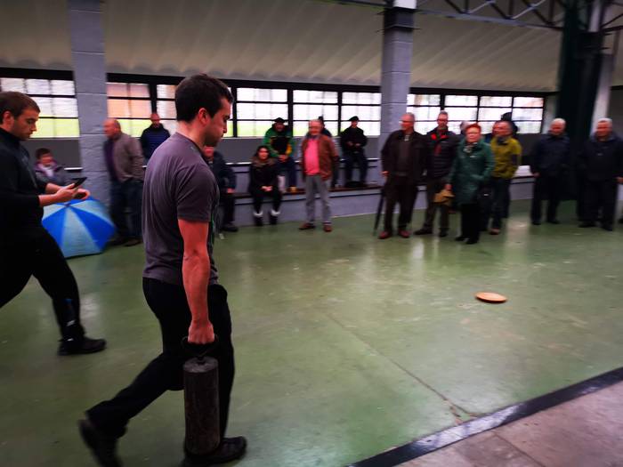 Gazteek saltsa jarri dute Sa 10 1573476471382