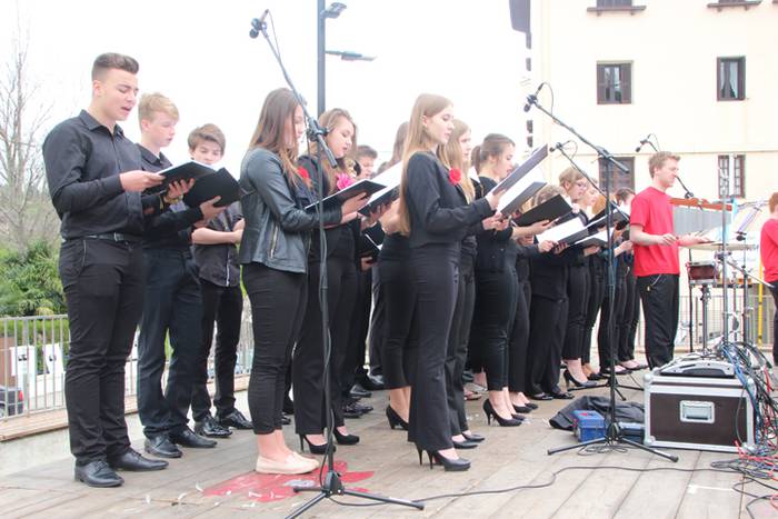 Emusik emanaldia Zizurkilen 15 1462636000779