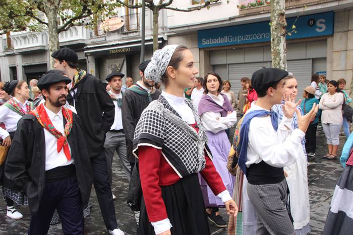 Udaberri Dantza Dezagun Tolo 44 1504963231101