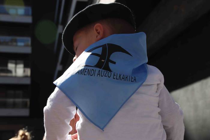 Danbor hotsek esnatu dute au 17 1572095556843