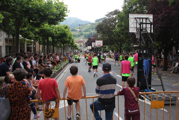 Saskibaloiak Tolosa hartu du 38 1654973417207