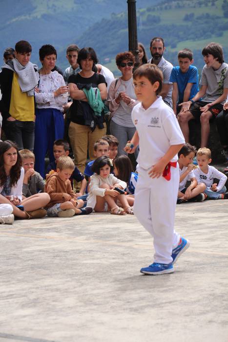 Tradizioa mantentzeko soka 97 1498747159620