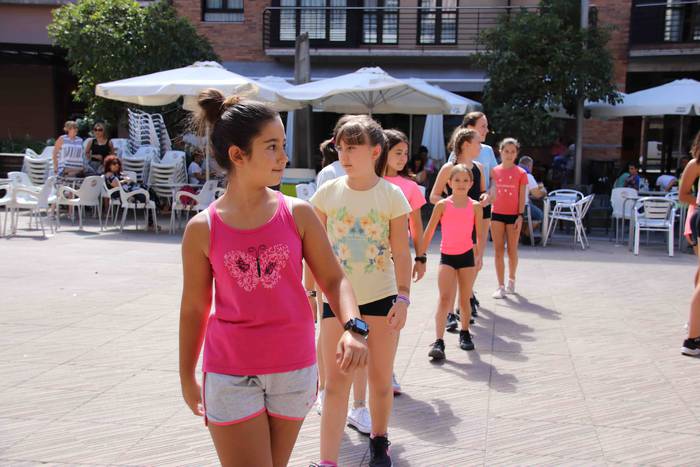 Zumba klase herrikoia Santio 3 1658941175492