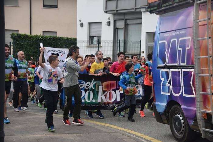 Euskararen ekilibristak 249 1491303545967