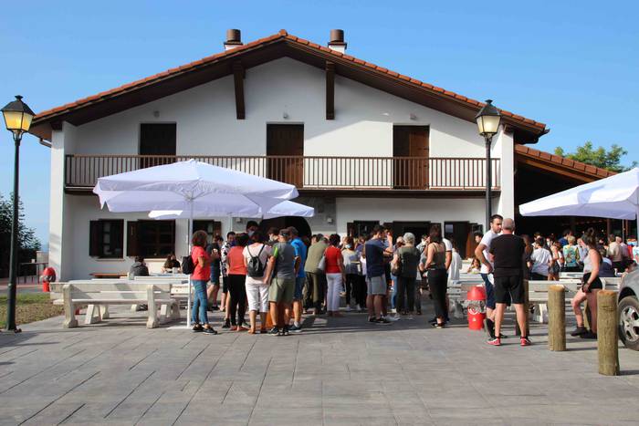 Zabaldu ditu ateak Ñañarri j 24 1595529123844