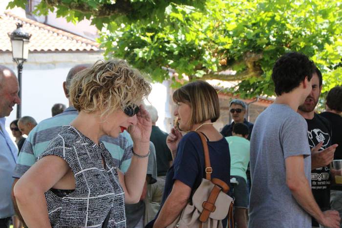 Itzalean jarri eta txotx 9 1471283707553