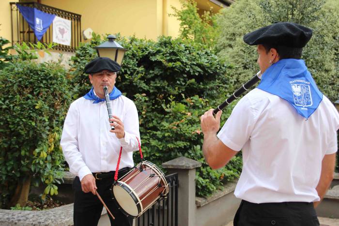 Bi suziri eta bi txistulari 16 1597052740564