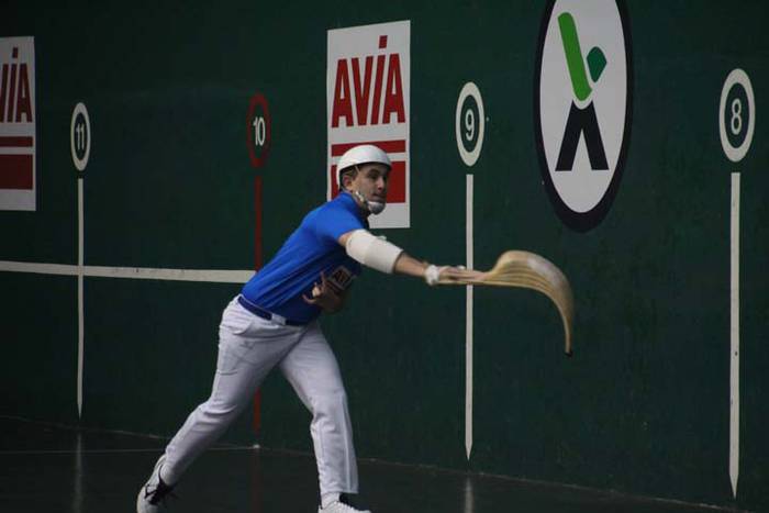 ZESTA PUNTA ELOLAREN OROIMEN 89 1512735763926