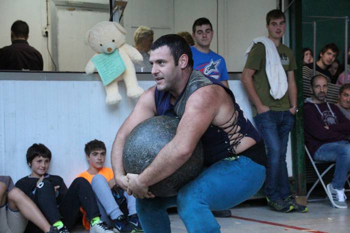 Erakustaldiz betetako arrats 21 1507489970395