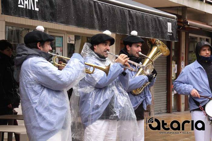 Ohikotik ere badu Zaldunita  5 1518276212675