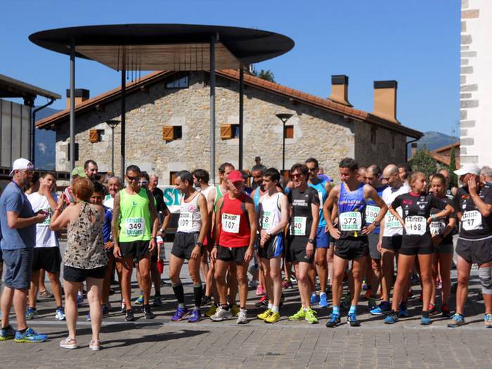 Adunako Ama Birjin jaiak 2016 10 1470666267597