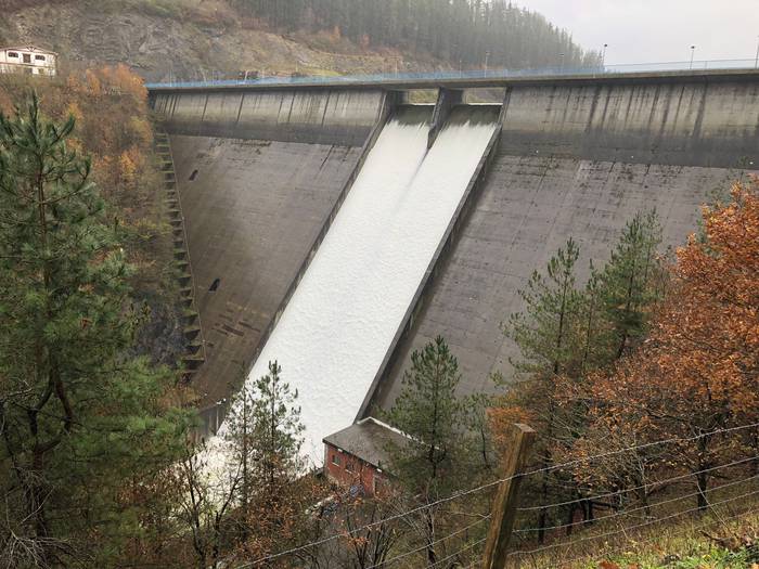 Urak eta lurrak gain hartu d 41 1639132026998