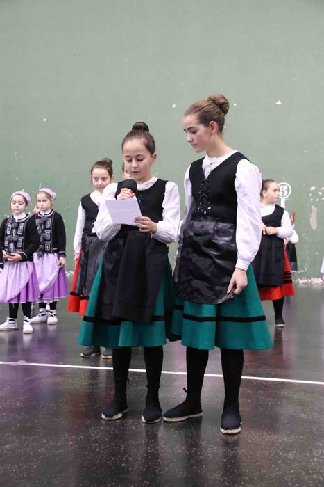 Dantzari Txiki Eguna Zizurki 23 1575117833067