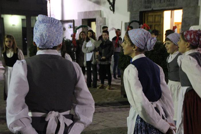 Iruran utzi dute garaikurra 7 1477594596258