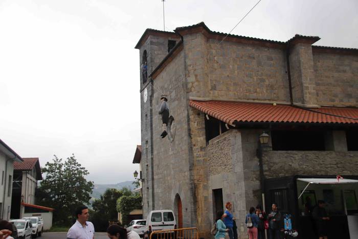 Suziria lehertuta, lau festa 19 1564684256515