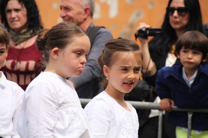 Dantzari txiki eguna Villabonan 36 1465749479340