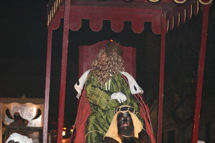 VILLABONAKO ERREGE MAGOEN DESFILEA 2017 12 1483976029078