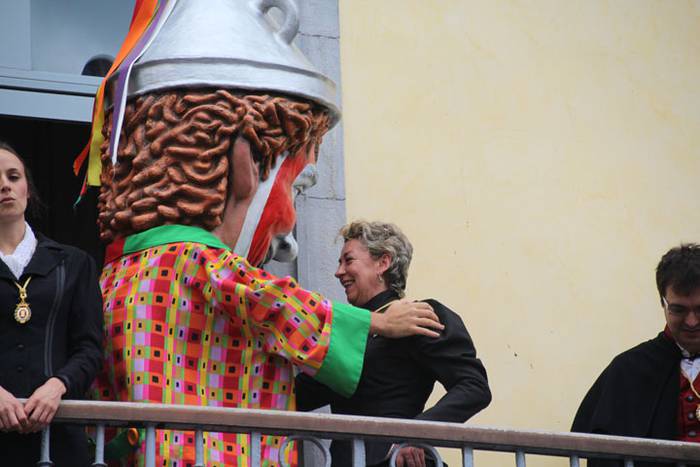 Santuek eta dantzariek poztu 155 1498313041754