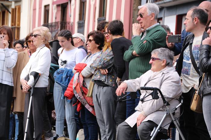 Barandari helduta dantzan 44 1523801495914