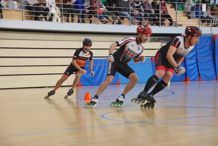 Gurpiltxoen gainean, abiadur 26 1577010564252