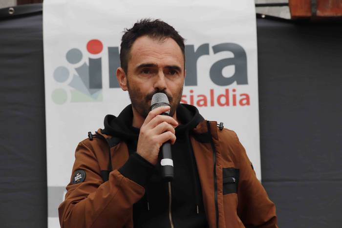 Aulki hutsak ekitaldia Irura 36 1632920820756