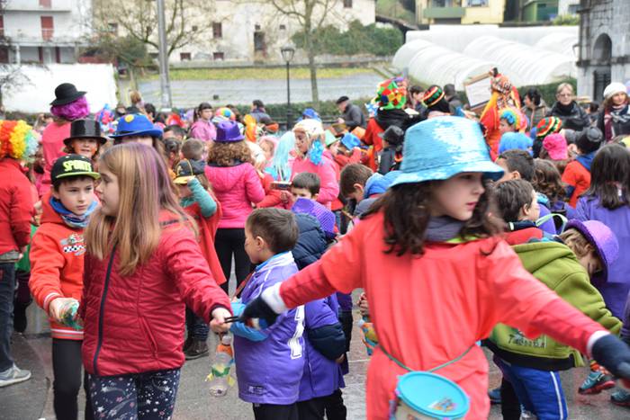 Ikastetxeetan ere inauteriek 31 1518096813693