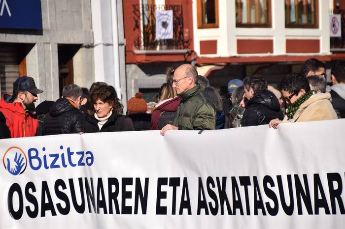 COVID pasaportearen kontrako 15 1642249408162