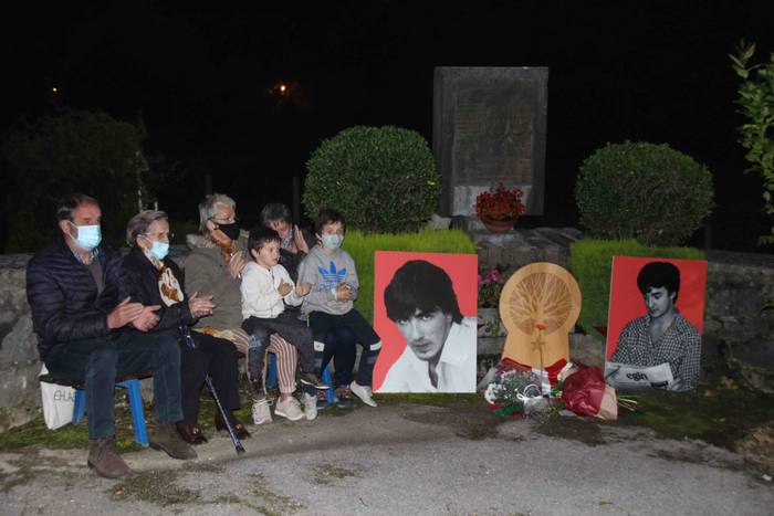 Joxi eta Joxean oroitu eta o 1 1602927374684