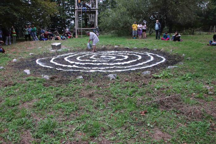 Zumetari omenaldi "intimoa"  31 1599334877664