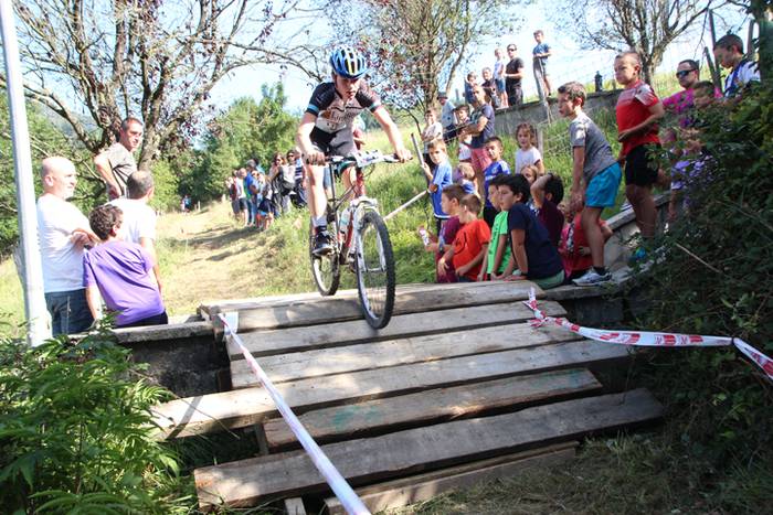 Ibarra Mendi Duatloia 2016 66 1473534010320