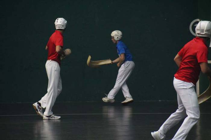 ZESTA PUNTA ELOLAREN OROIMEN 60 1512735600253